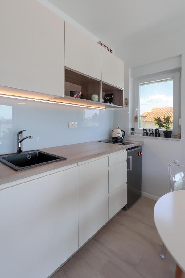 Apartment Alan 2 Врси Екстер'єр фото
